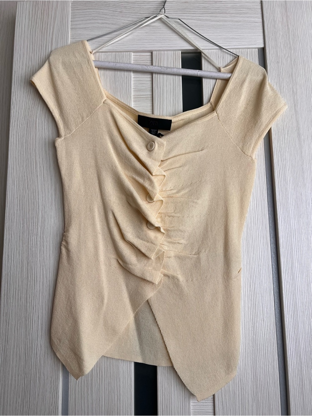 Zara Cream Ruched Front Cap-Sleeve Top